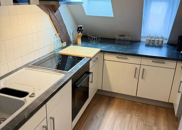 Le Cocon De L'arc, Parking Free Apartment *